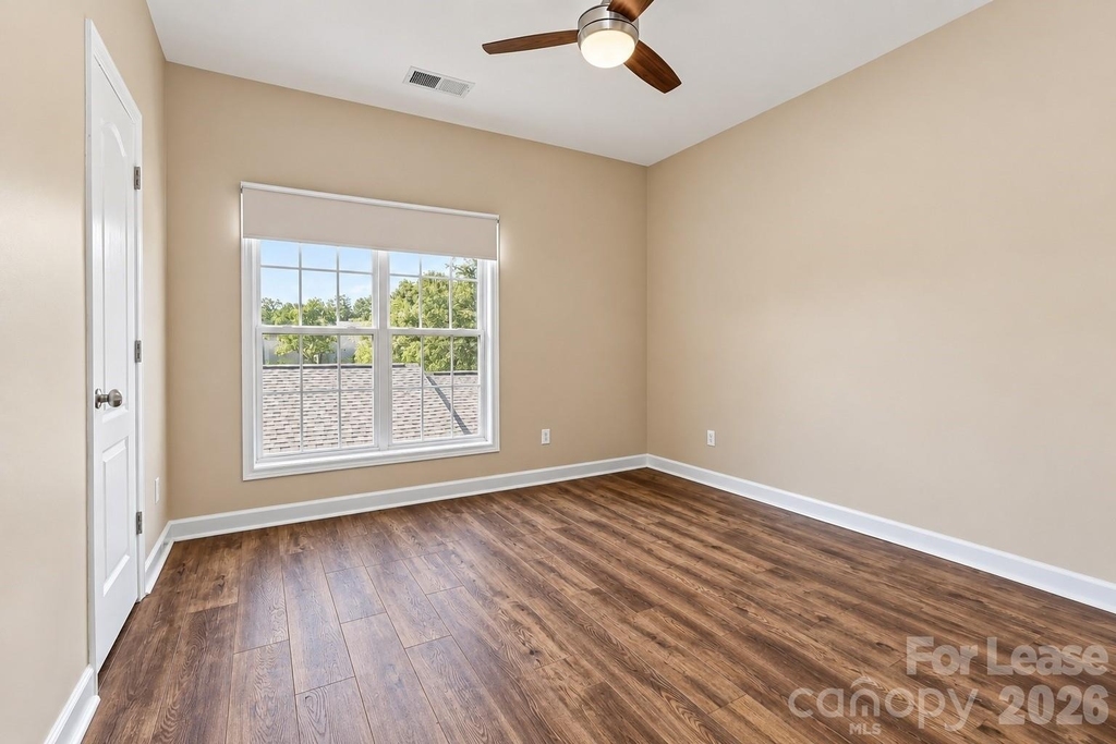 163 Singleton Road - Photo 12