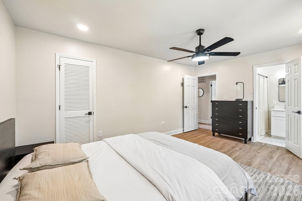 2947 Heathgate Road - Photo 36