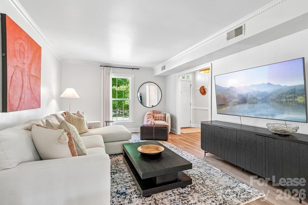 2947 Heathgate Road - Photo 8