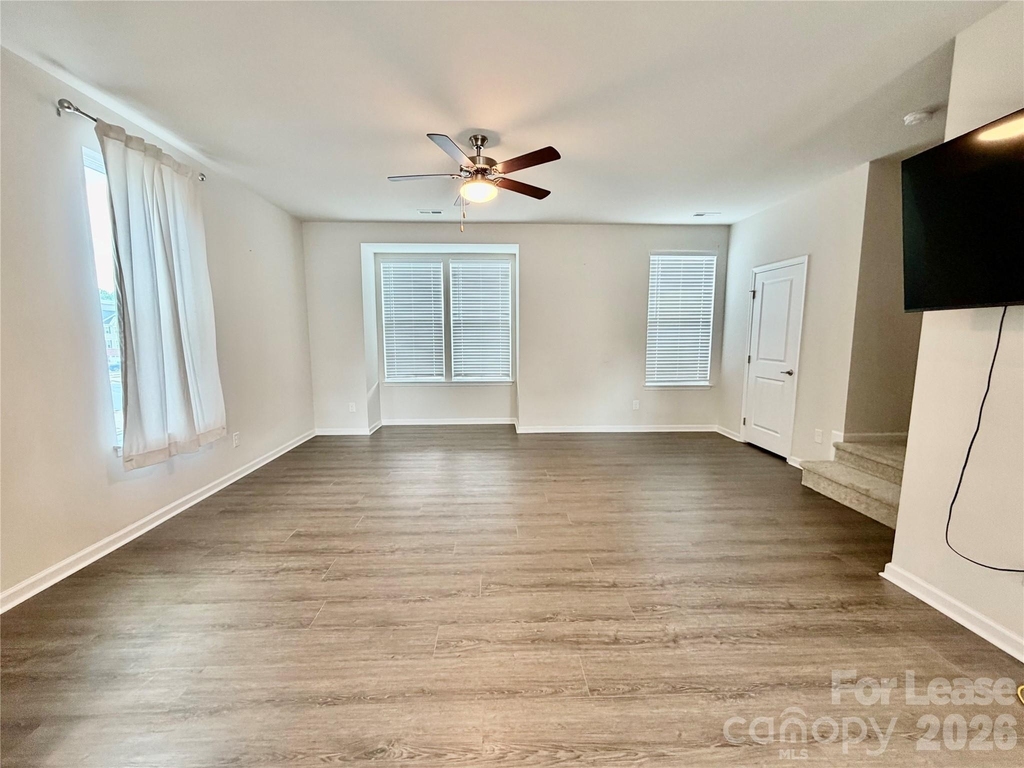 2662 Grantham Place Drive - Photo 12
