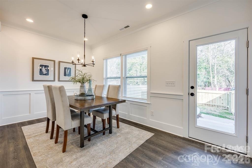 1241 Eastway Drive - Photo 5