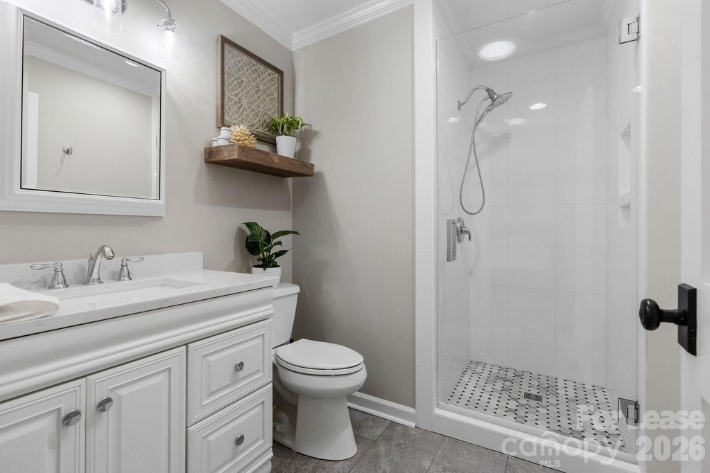 18026 Whispering Oaks Drive - Photo 39