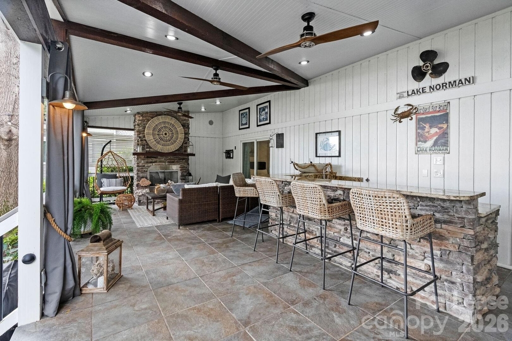 18026 Whispering Oaks Drive - Photo 25