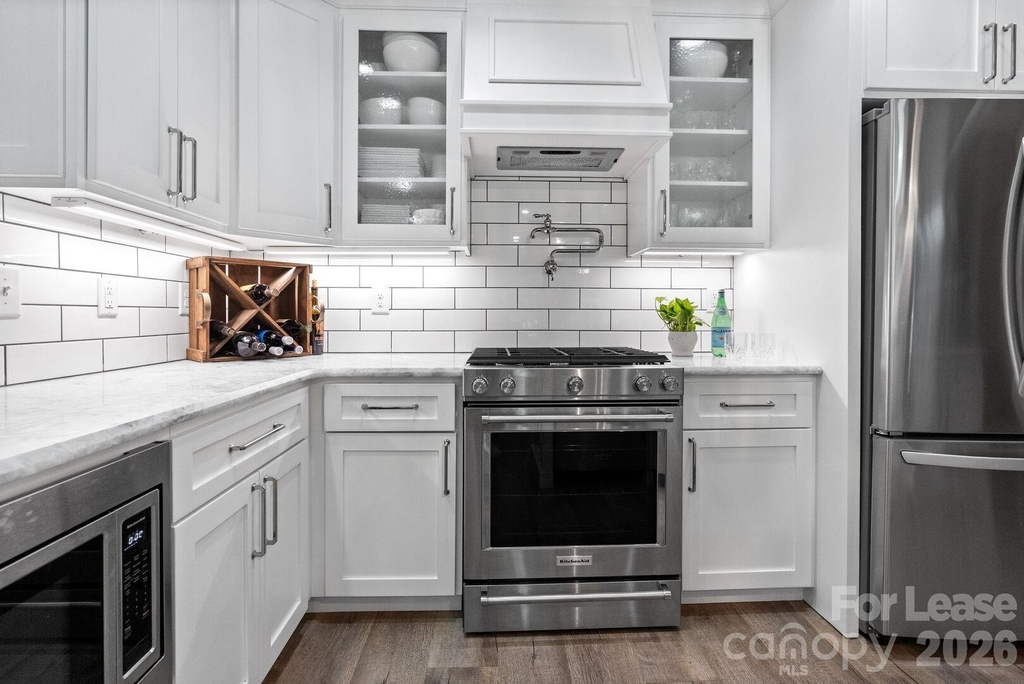 18026 Whispering Oaks Drive - Photo 6