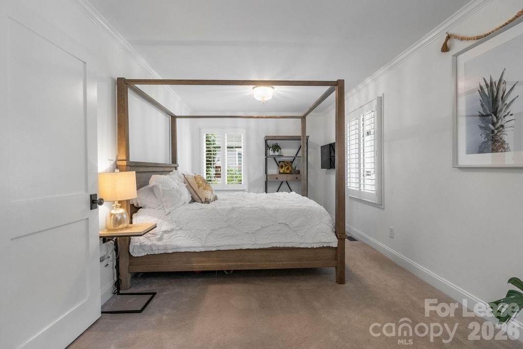 18026 Whispering Oaks Drive - Photo 46