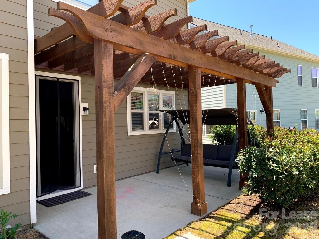 4018 Orchid Way - Photo 30