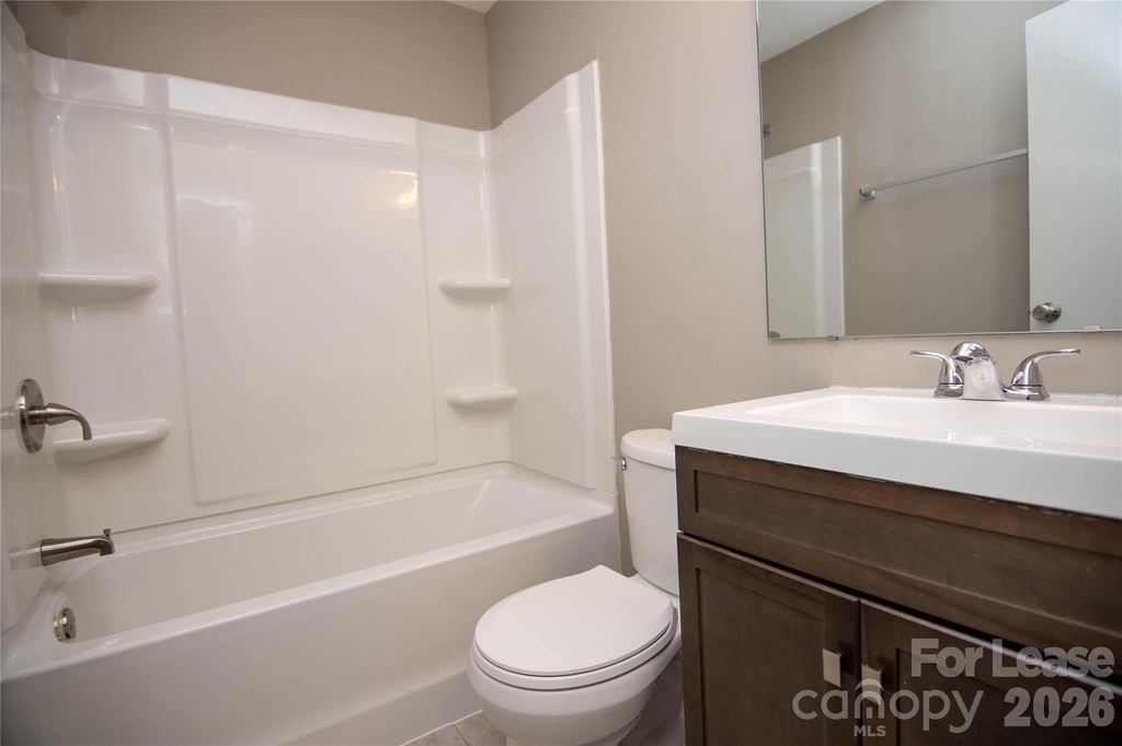 318 Highland Street - Photo 9