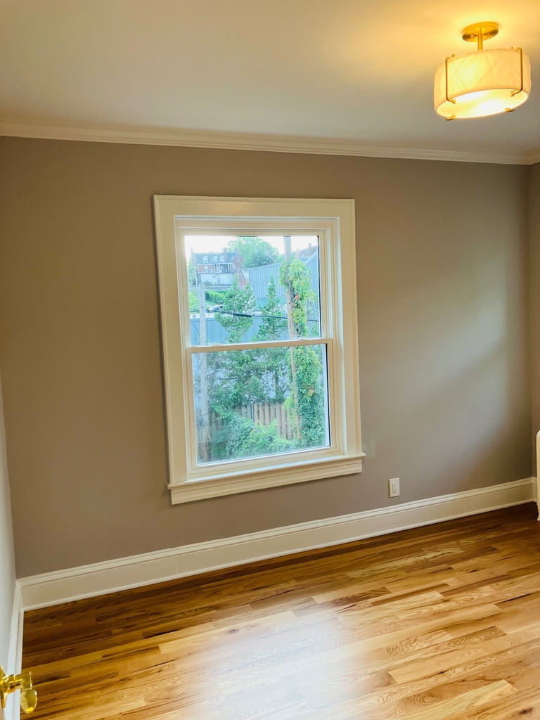 75 Waller Avenue - Photo 5