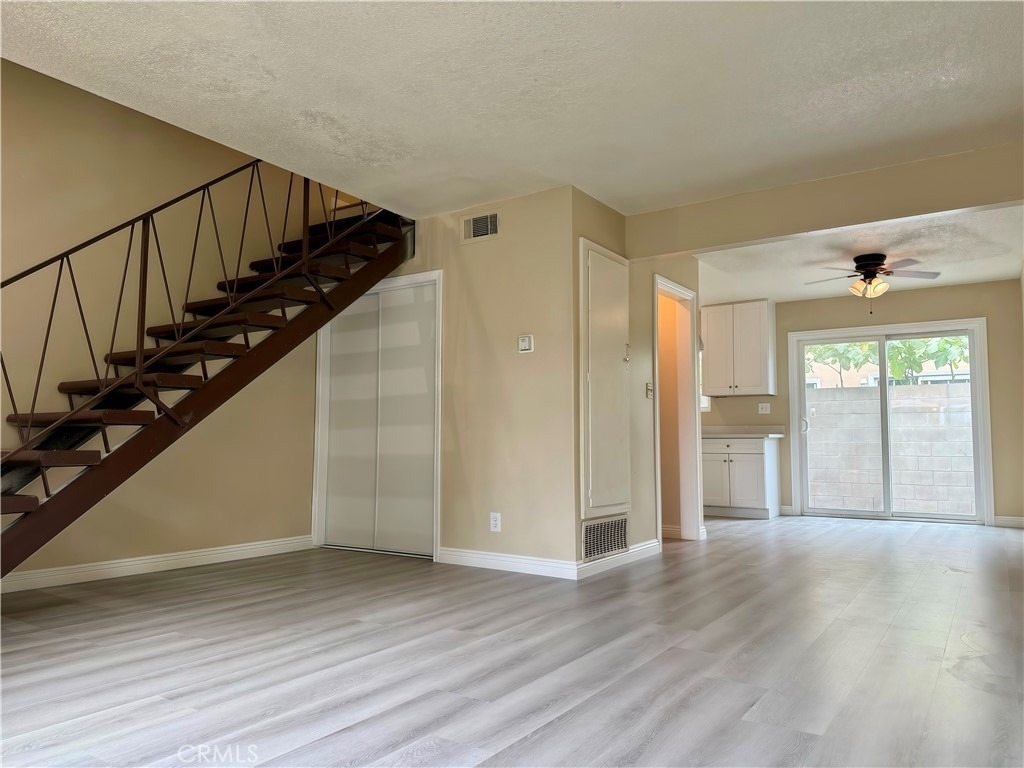 4584 Bandera Street - Photo 2