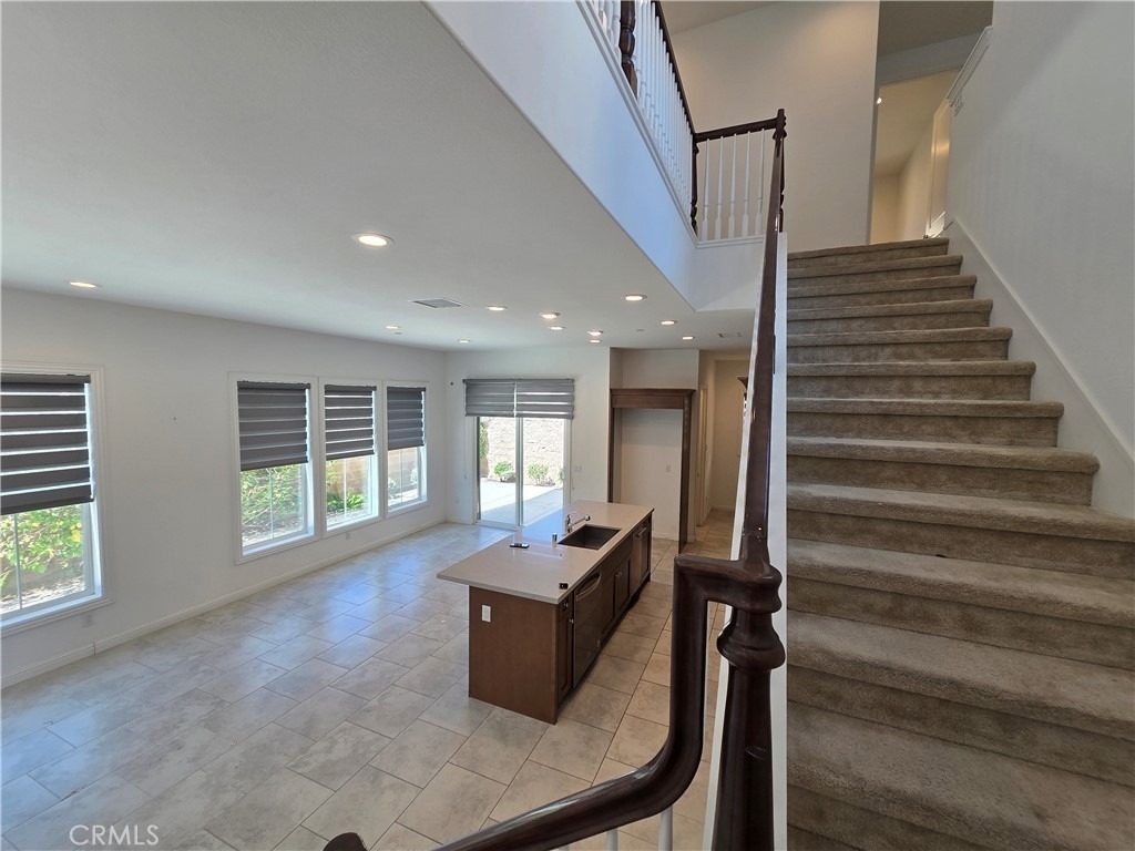 20640 W Chestnut - Photo 8
