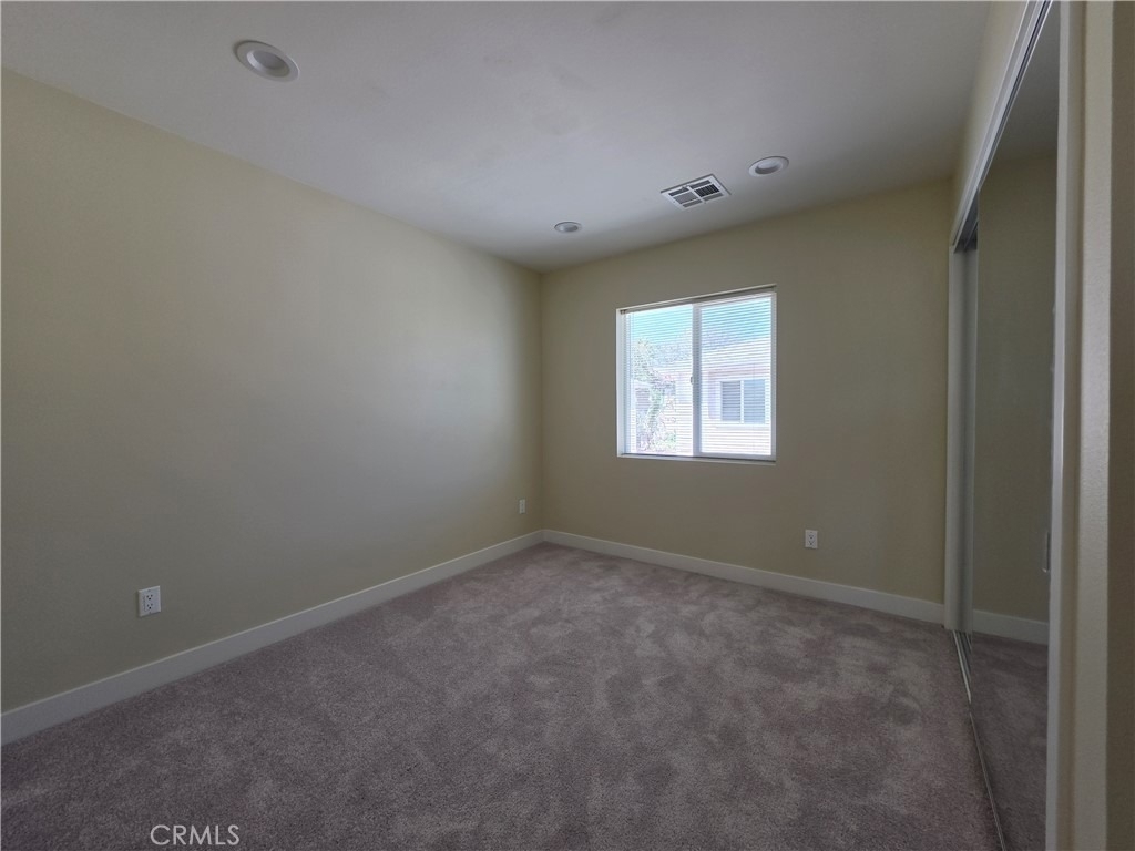 650 Grand Avenue W - Photo 18