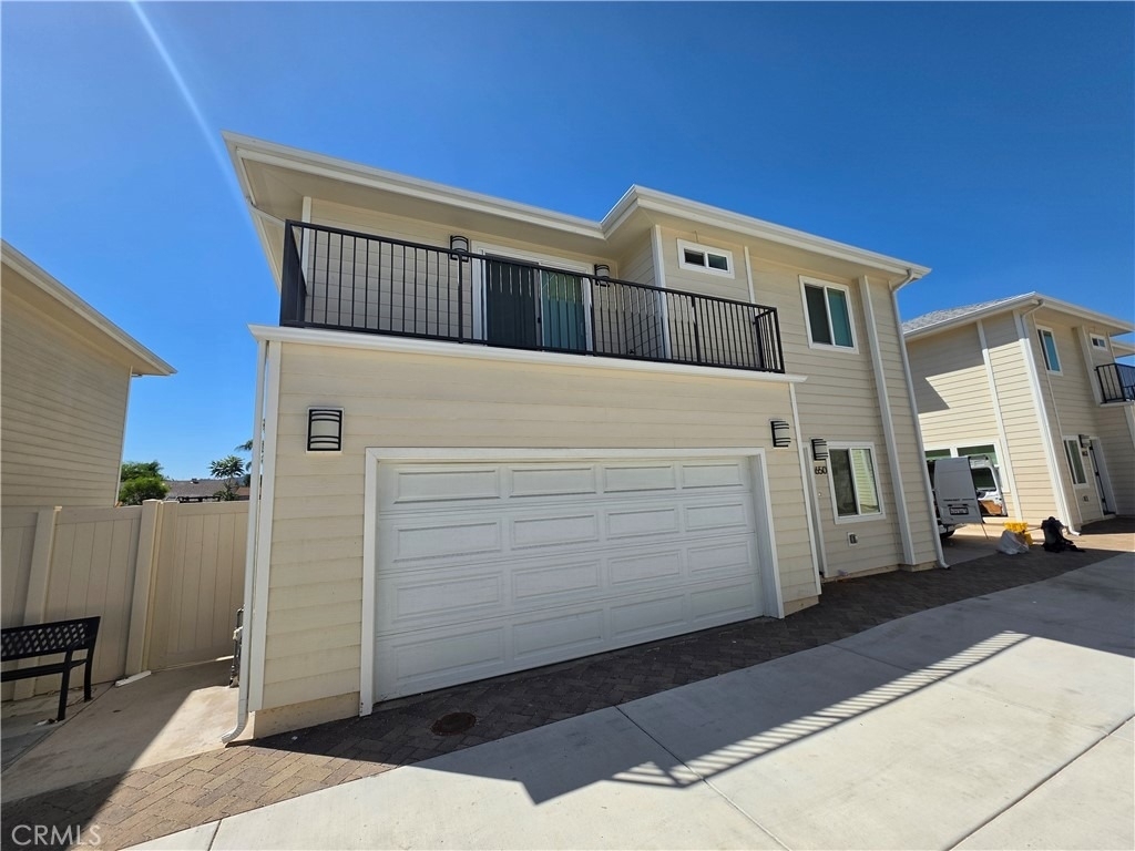 650 Grand Avenue W - Photo 5
