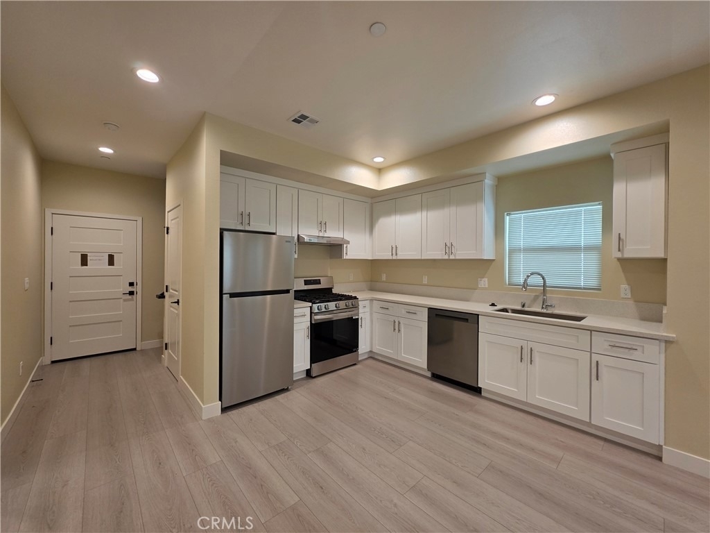 650 Grand Avenue W - Photo 8