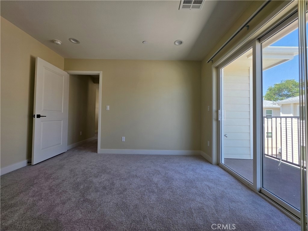 650 Grand Avenue W - Photo 21