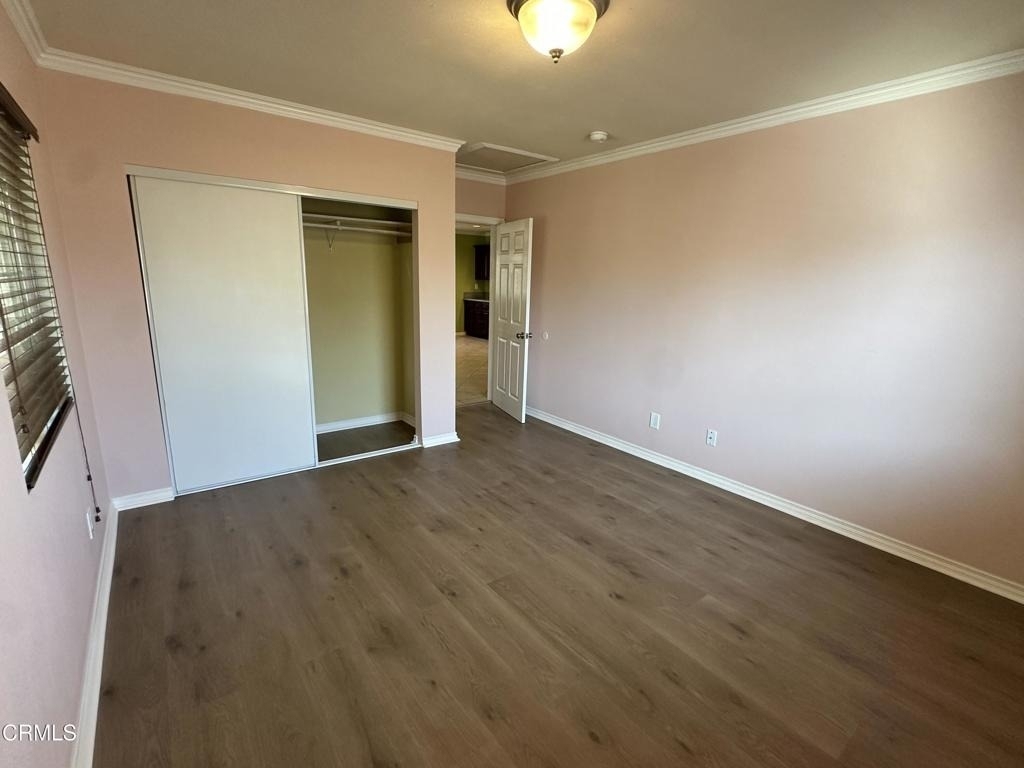 9710 Kester Avenue - Photo 15