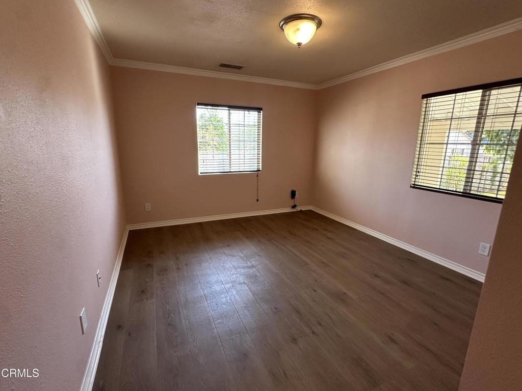 9710 Kester Avenue - Photo 16