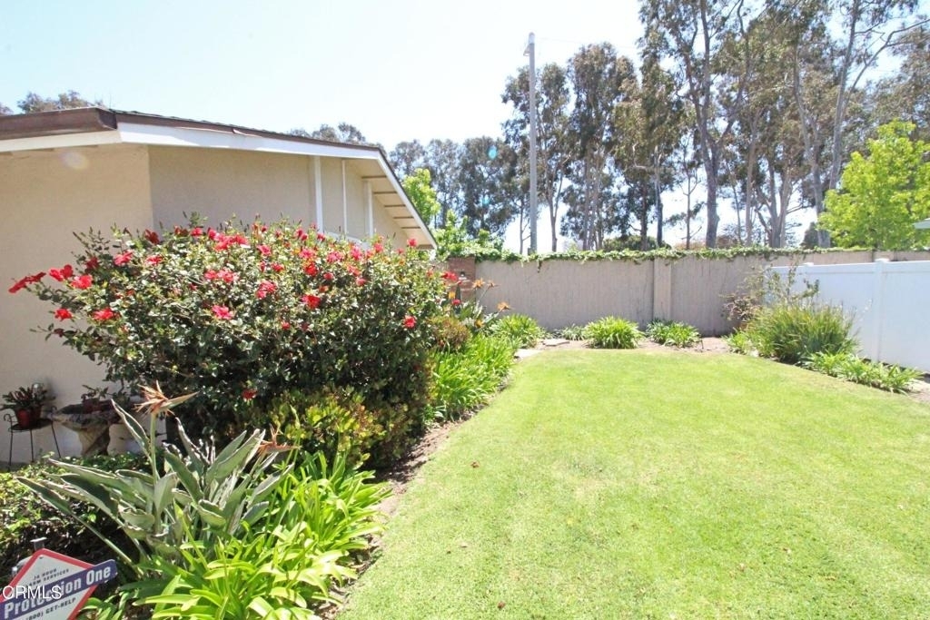 2556 Neptune Place - Photo 1