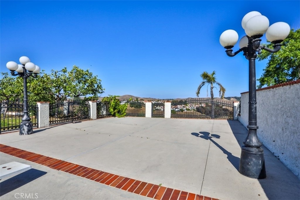 1736 Derringer Lane - Photo 43