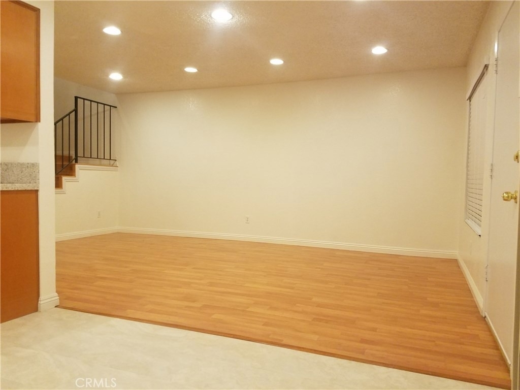 1921 Hawaii Street - Photo 2