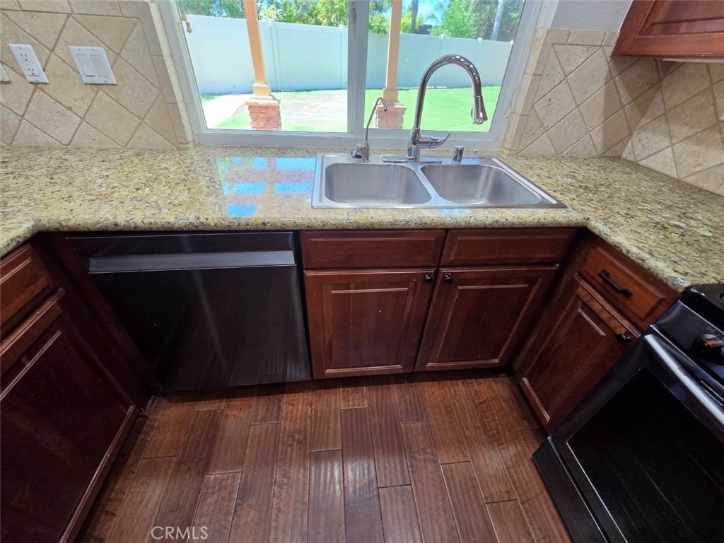41827 Marwood Circle - Photo 14