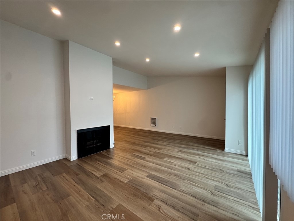 25018 Eshelman Avenue - Photo 5