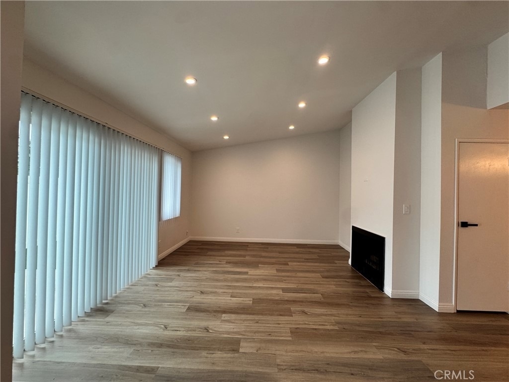 25018 Eshelman Avenue - Photo 4