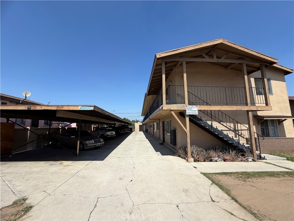 4329 E 55th Street - Photo 13