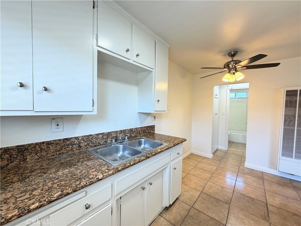 4329 E 55th Street - Photo 7