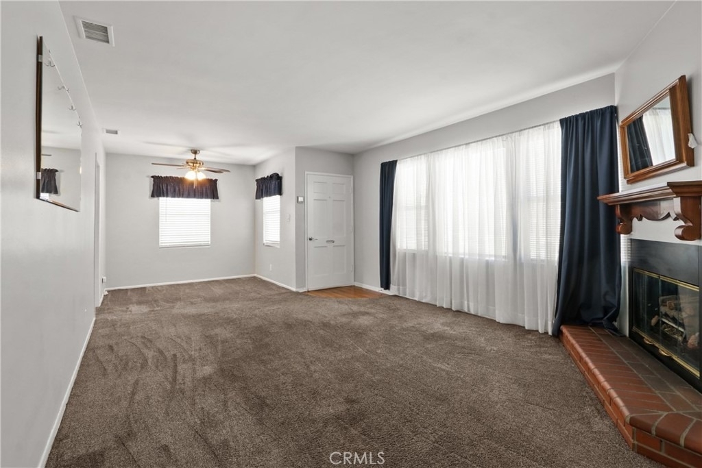 14876 Dalman Street - Photo 2