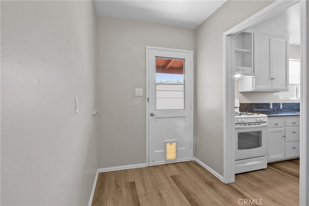 14876 Dalman Street - Photo 7