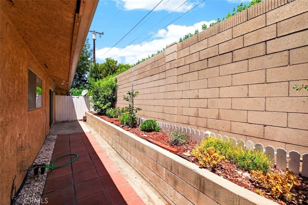 901 N Citrus Drive - Photo 24