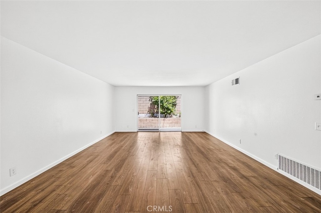 901 N Citrus Drive - Photo 5