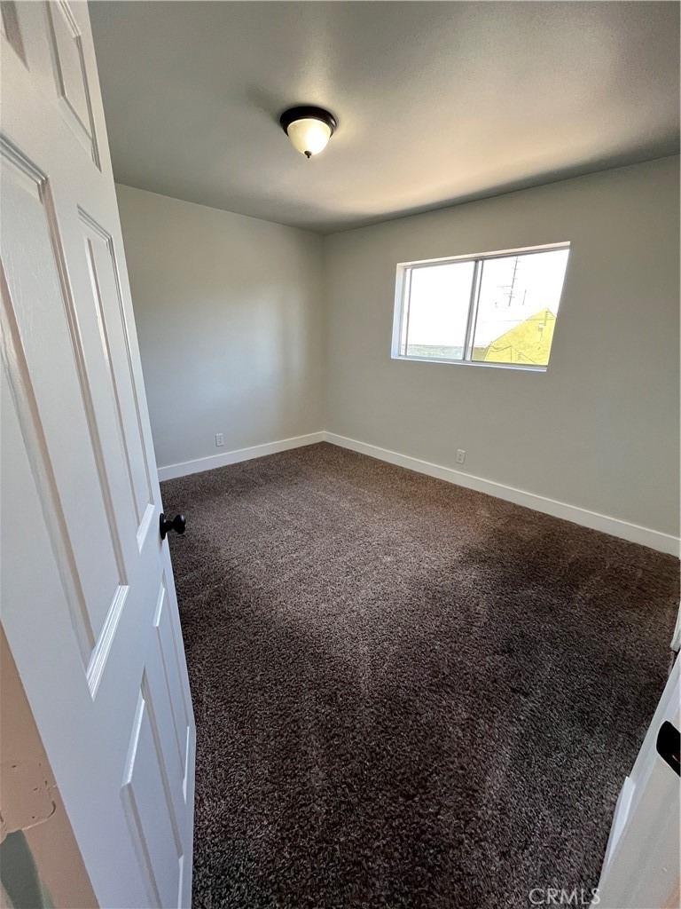 600 N Rose Avenue - Photo 4