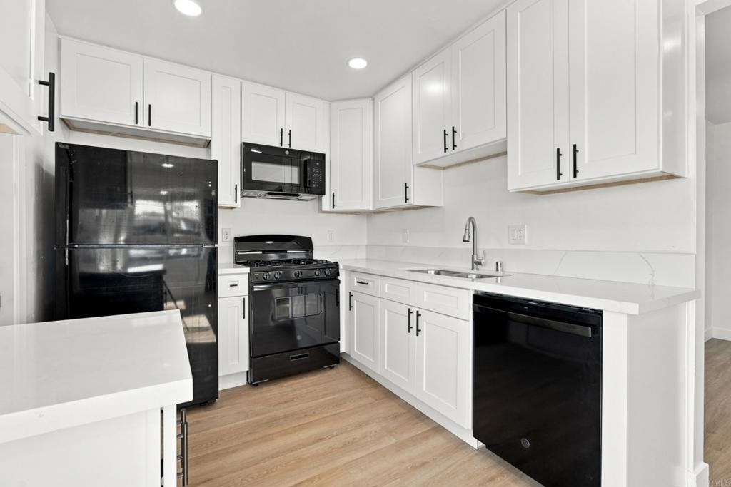 2645 E 18th Street - Photo 9