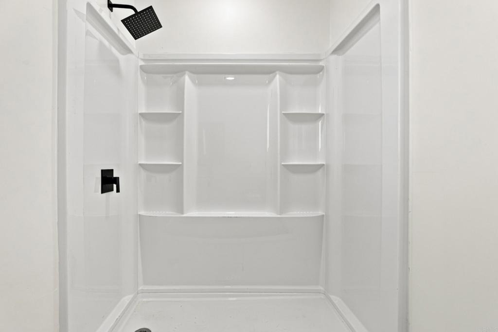 2645 E 18th Street - Photo 12