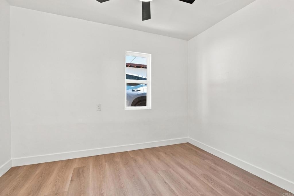 2641 E 18th Street - Photo 12