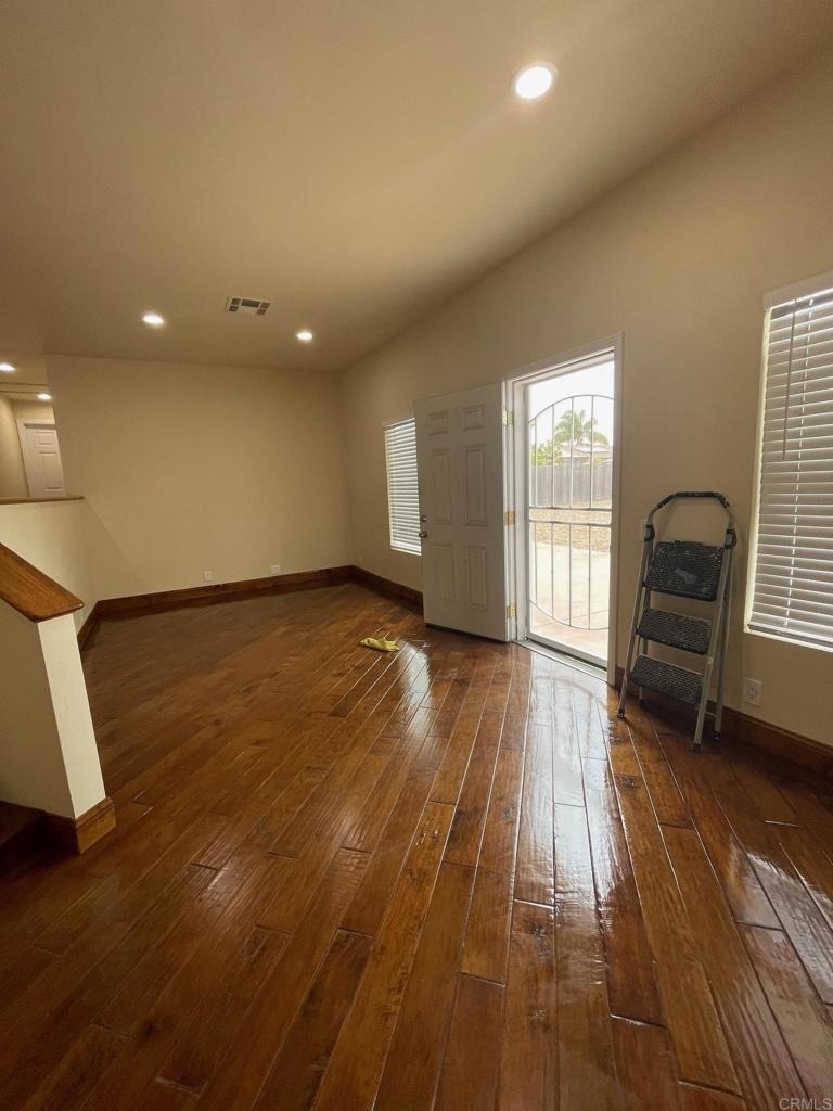176 Millan Street - Photo 12