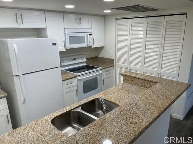 723 Eastshore - Photo 1