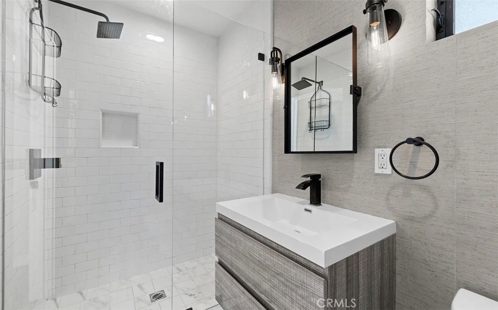 1537 Lakeshore - Photo 15
