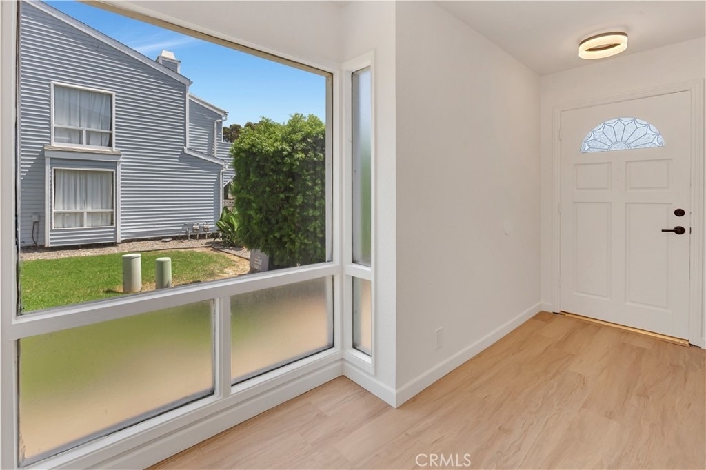24581 Harbor View - Photo 1