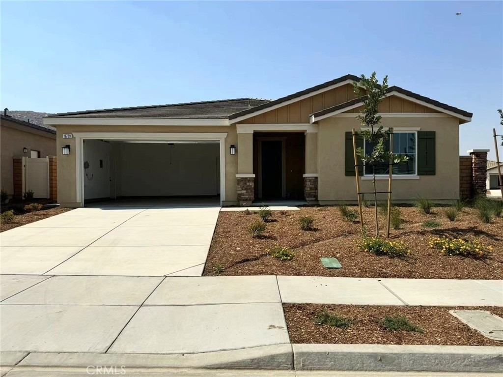 19729 Sunkissed Ridge Dr - Photo 0