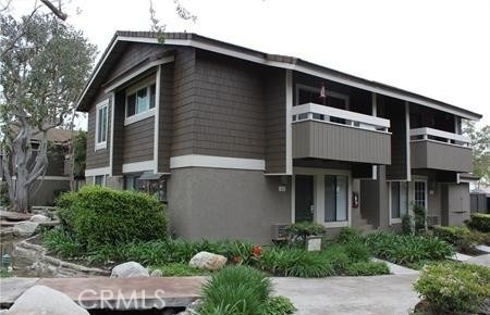 165 Streamwood - Photo 1