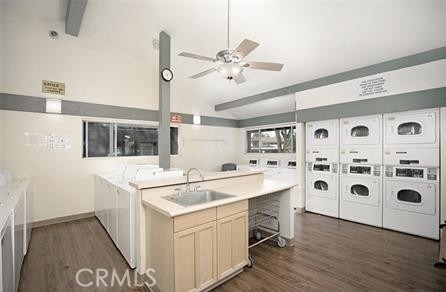 165 Streamwood - Photo 4