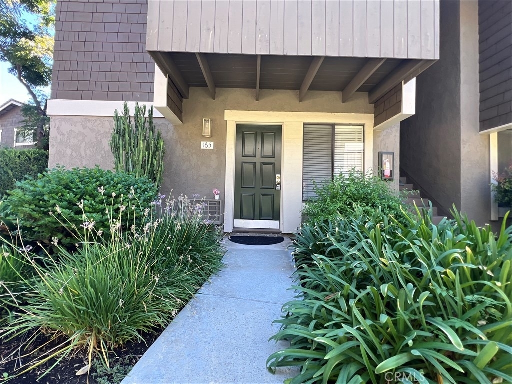 165 Streamwood - Photo 15
