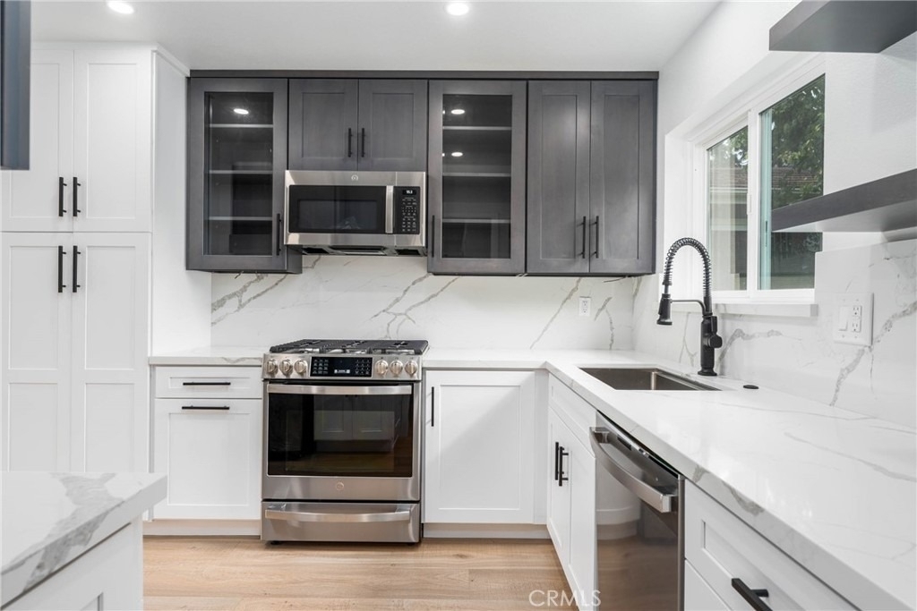 33035 Lighthouse Court - Photo 12