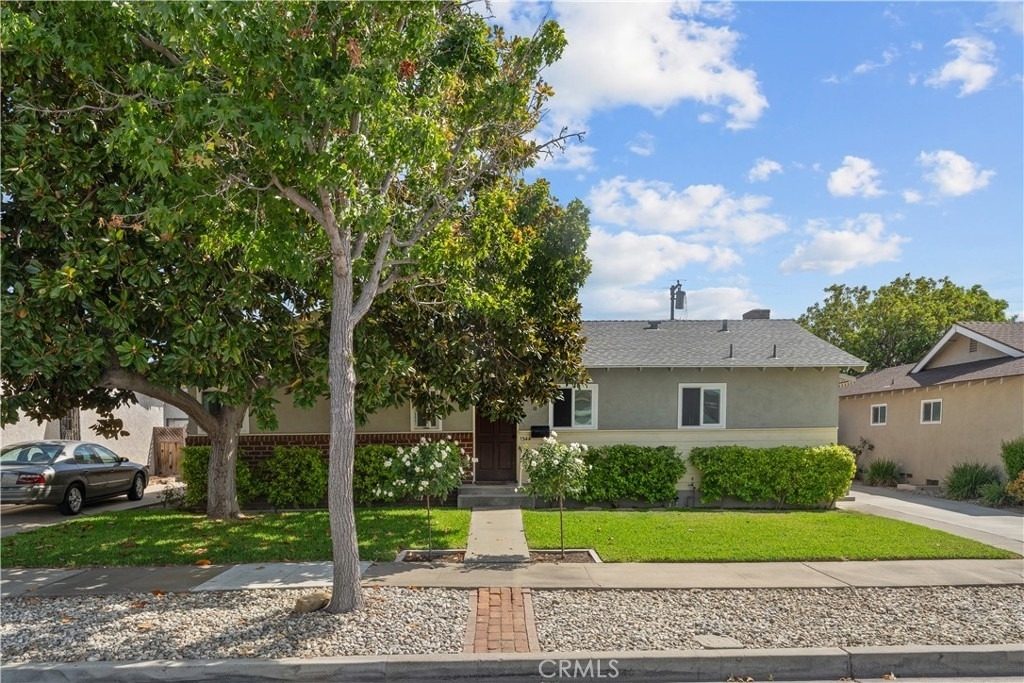 1344 E Orange Grove - Photo 0
