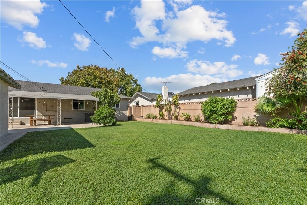 1344 E Orange Grove - Photo 25
