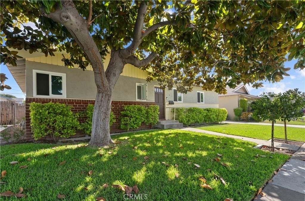 1344 E Orange Grove - Photo 1
