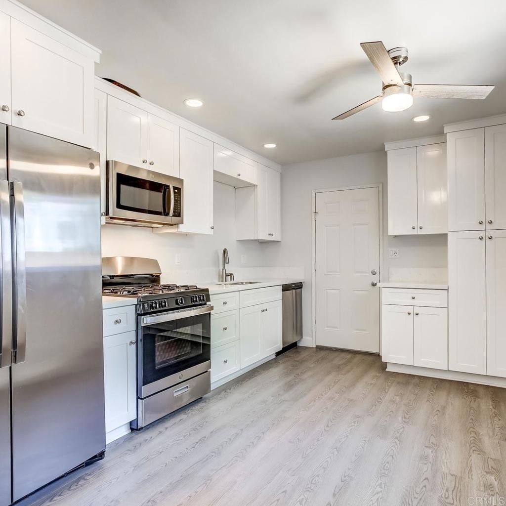 1031 E Pennsylvania Avenue - Photo 1