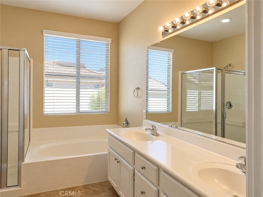 27164 Kepler Street - Photo 21